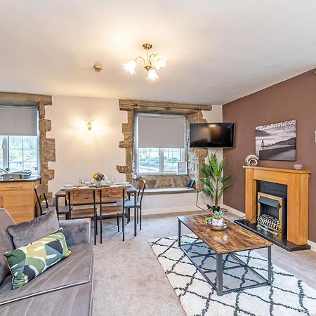 Scalebar Bridge End Mill Apartment Сетъл Екстериор снимка