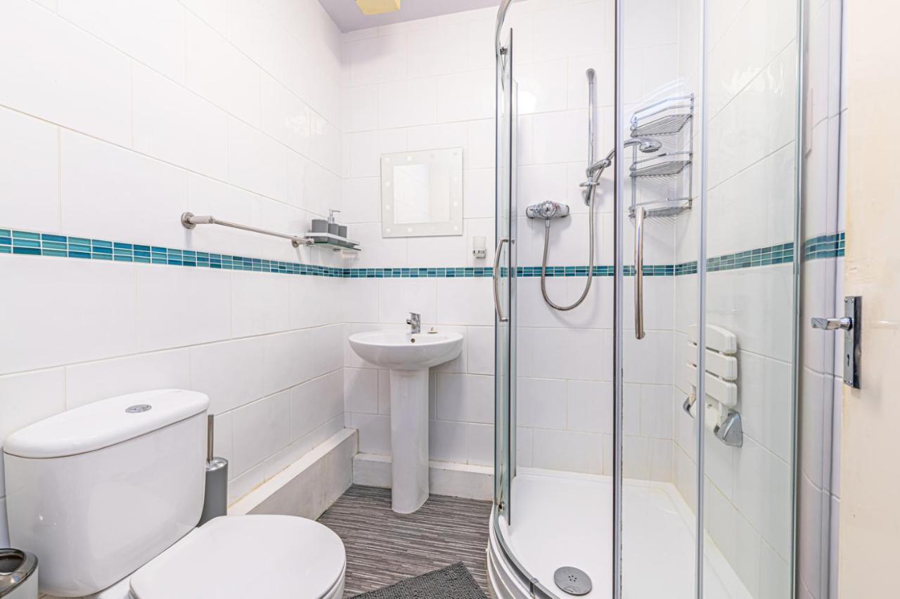 Scalebar Bridge End Mill Apartment Сетъл Екстериор снимка